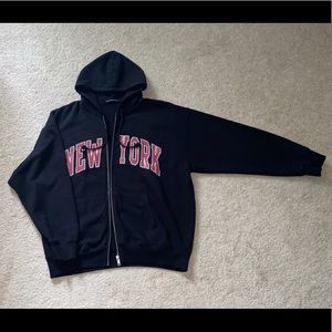 [BRANDY MELVILLE] Christy “New York” Hoodie